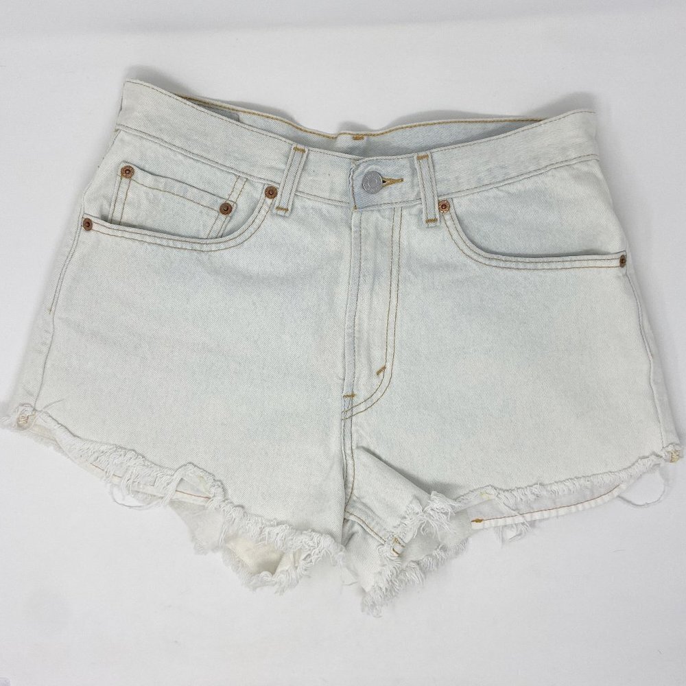LEVI'S | Distressed Denim Cut-Off Shorts